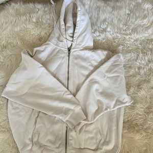 BRANDY ZIP UP HOODIE. OVER SIZE FIT